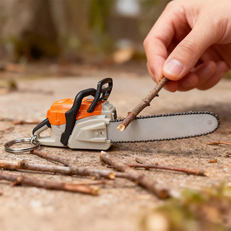💥CHRISTMAS PRICE DROP BLAST! GRAB IT BEFORE IT'S GONE! ⛄️🛒Chainsaw Keychain | Functional Cutting Key Ring